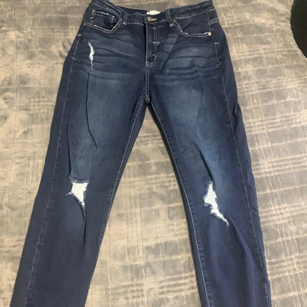 NWOT Distressed KanCan sz 15/31.